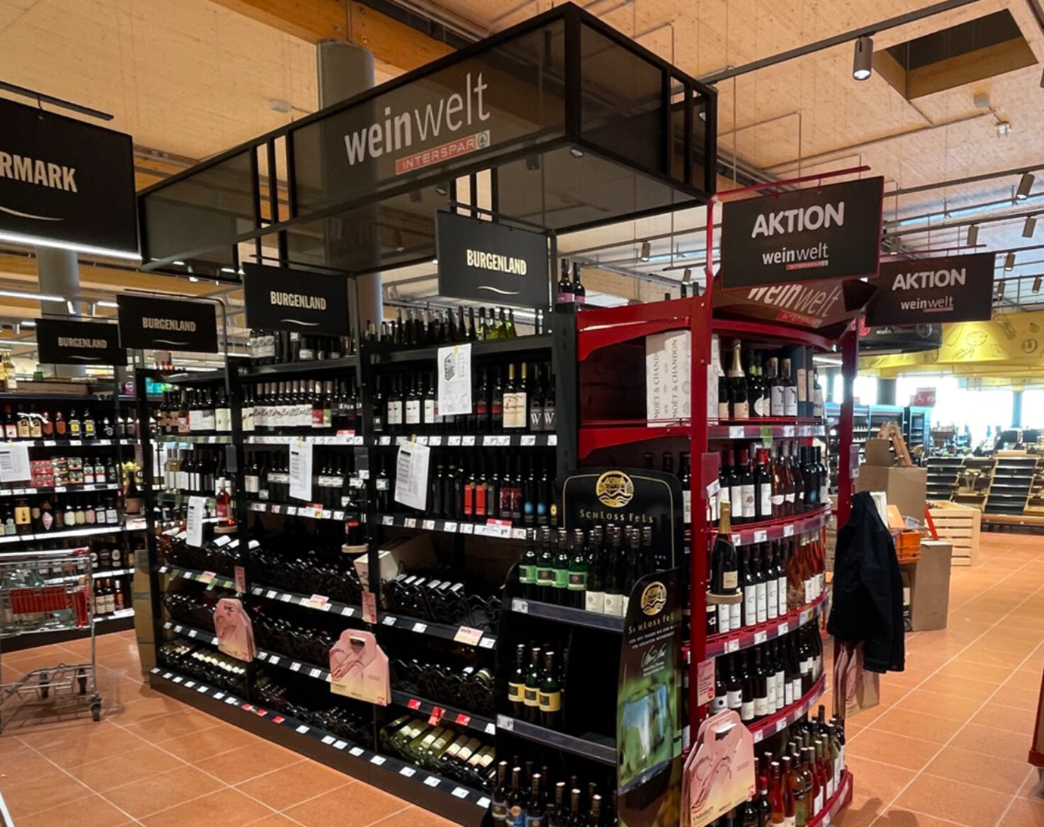 Regal Weinwelt