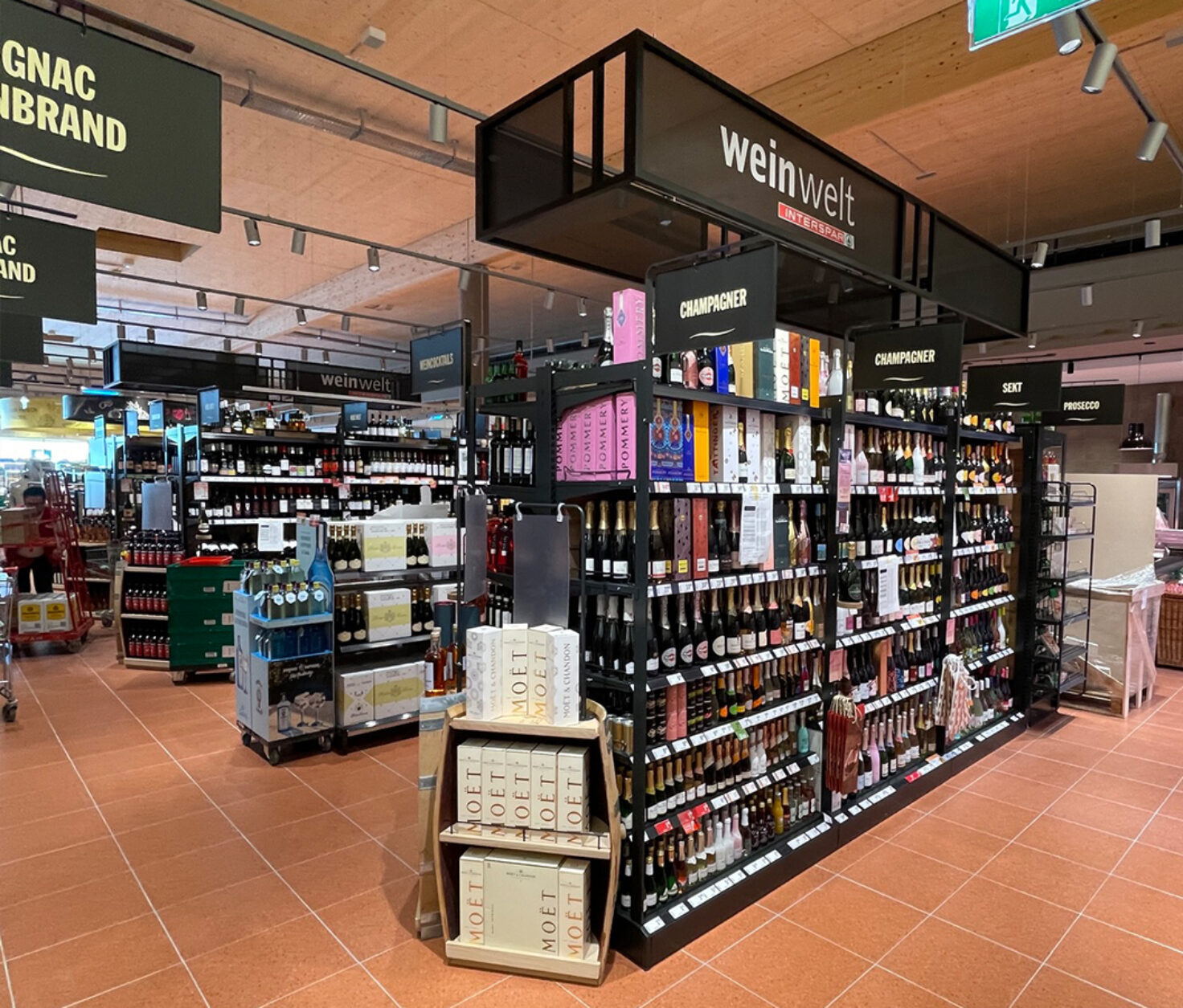 Regal Weinwelt