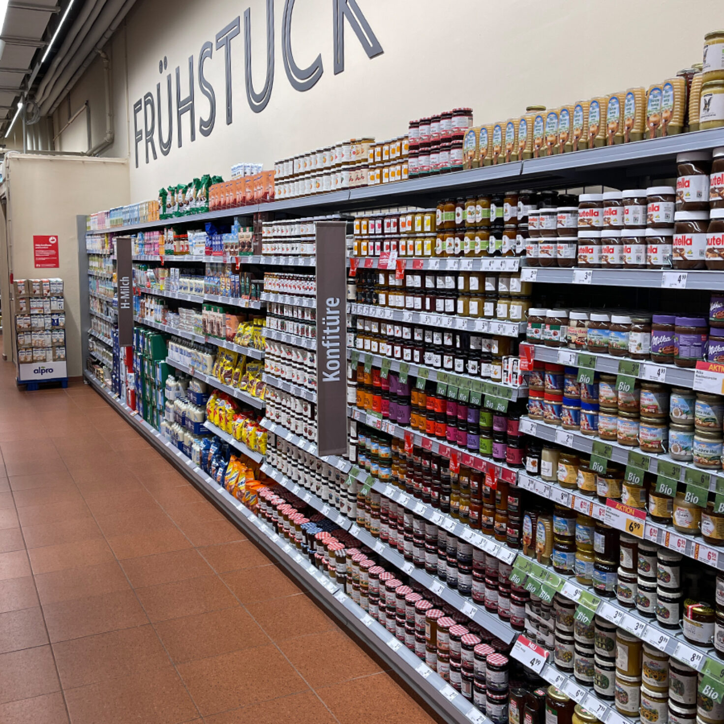 ISP Wien Sandleitengasse Regal Food 01
