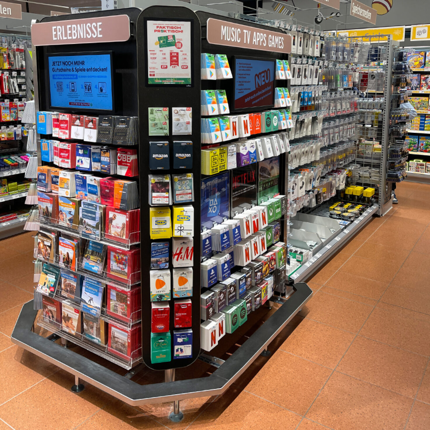 ISP Wien Sandleitengasse Regal Gutscheine 01