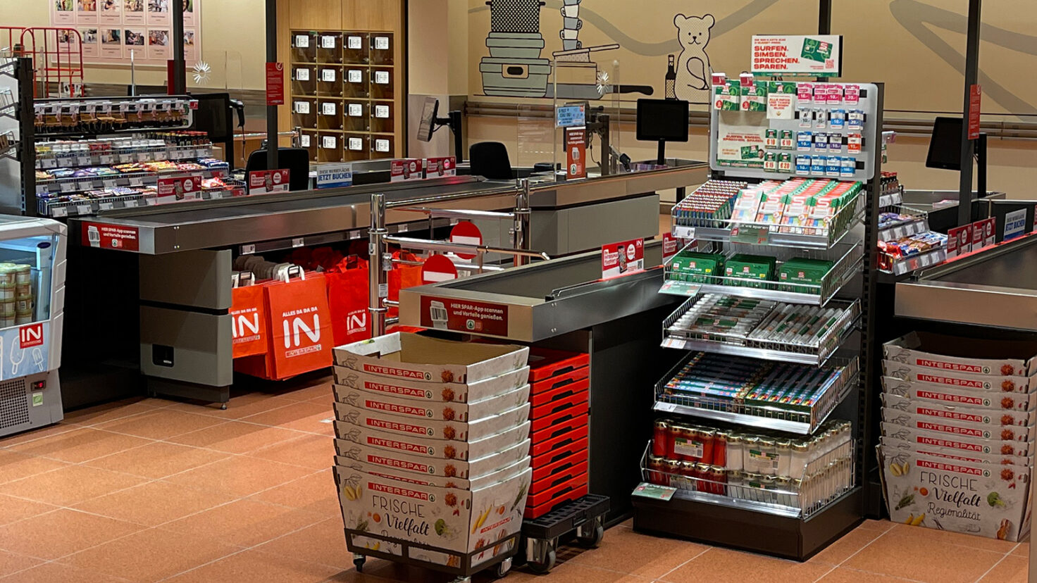 Interspar Graz Kassenregal