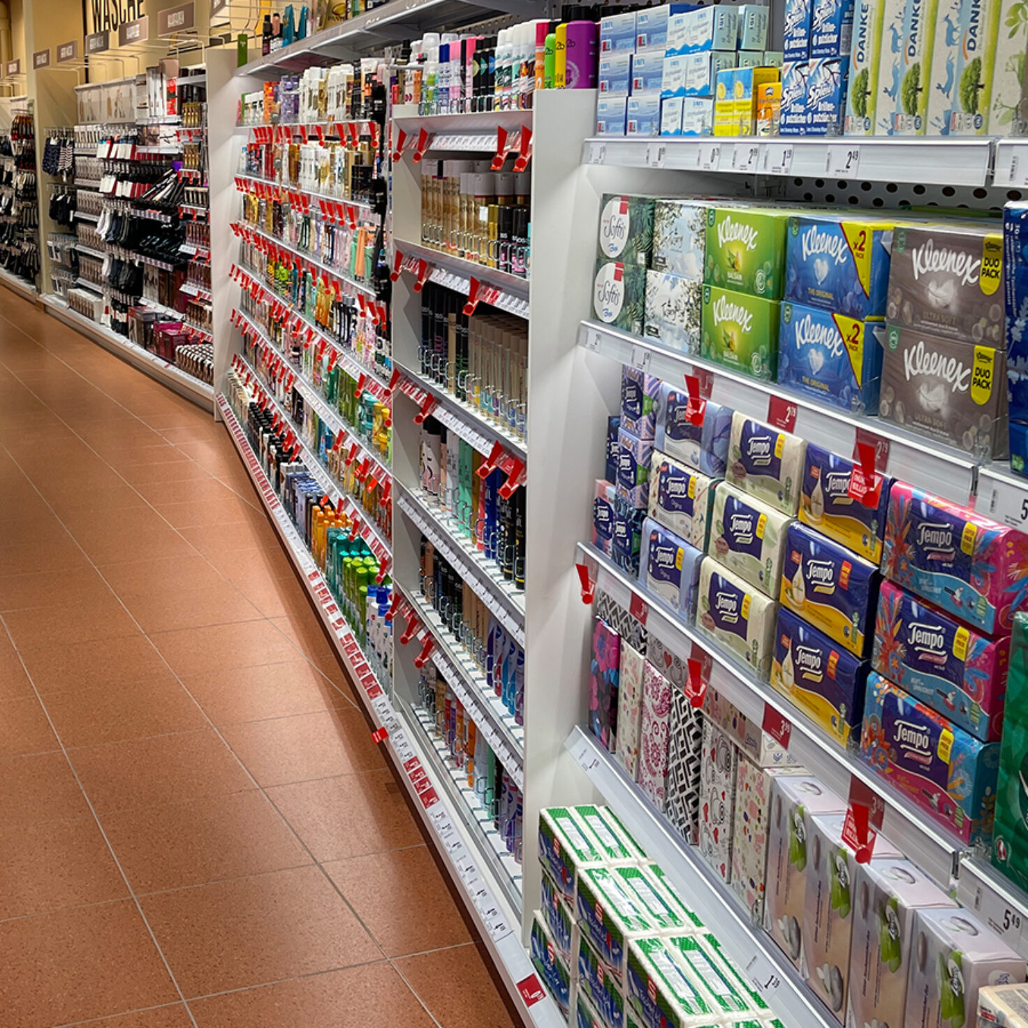 Interspar Graz Kosmetikregal 02