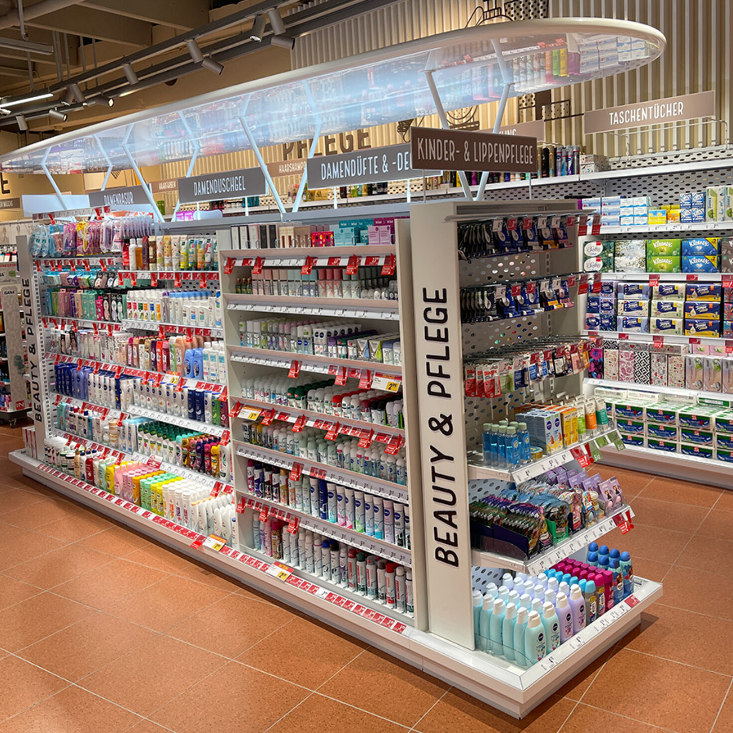 Interspar Graz Kosmetikregal 03