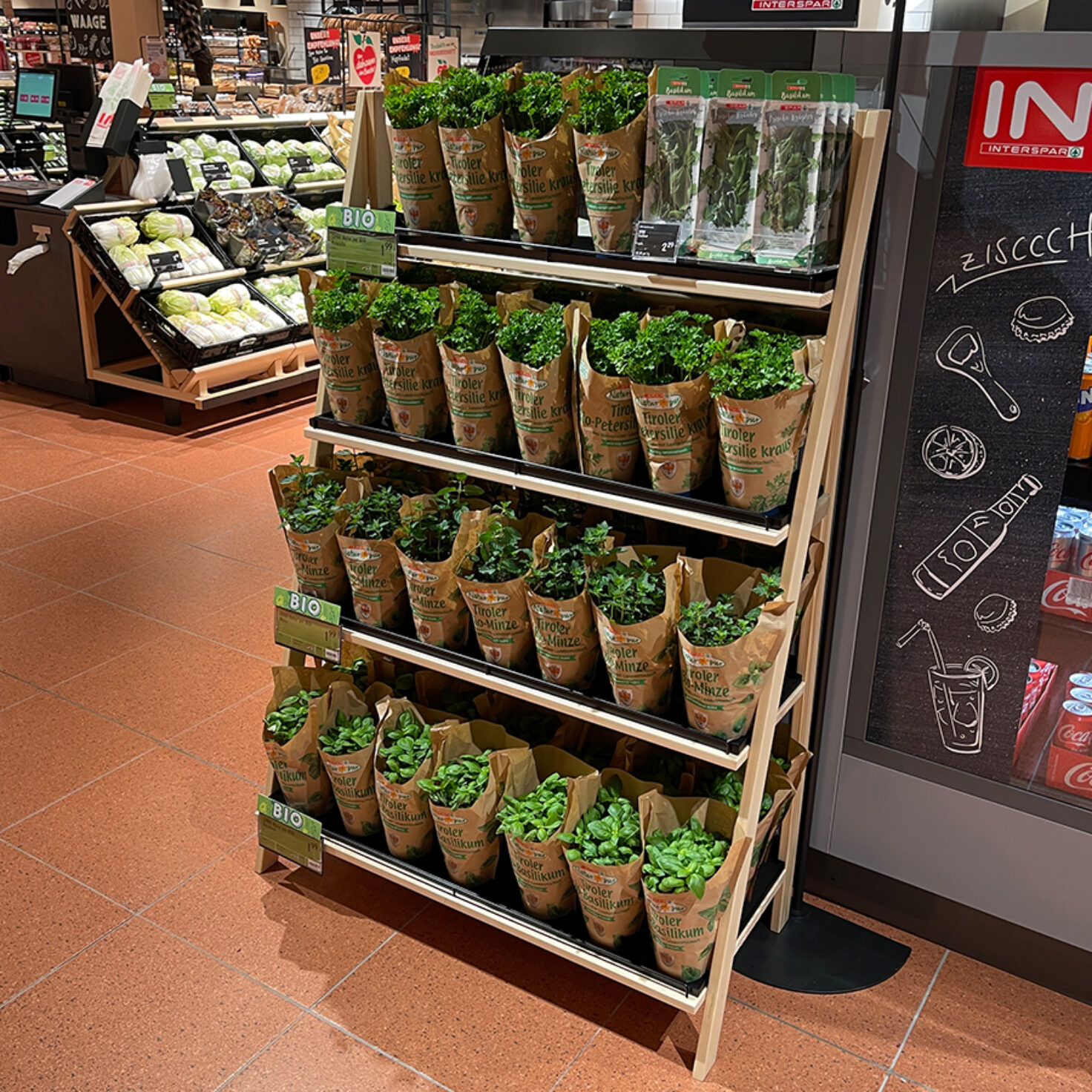 Interspar Graz Kräuterregal