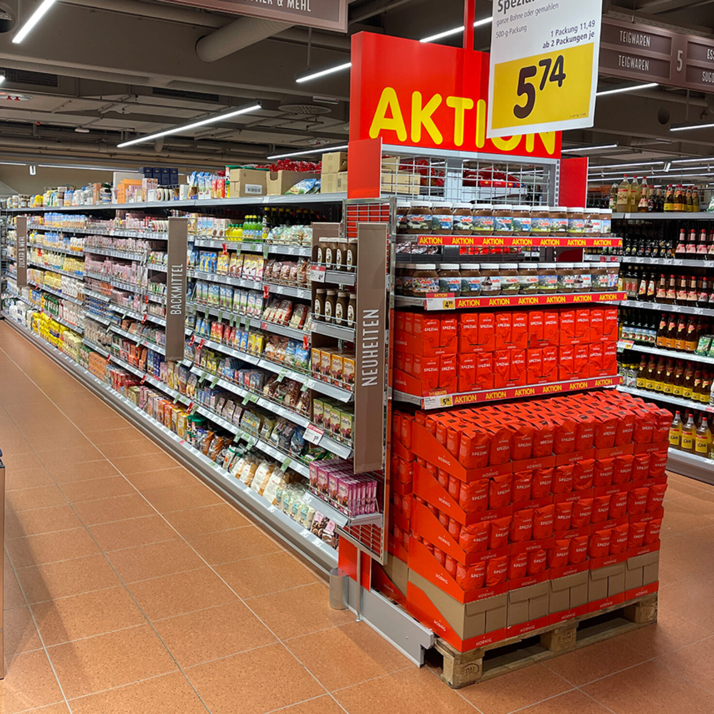 Interspar Graz Lebensmittelregal 02