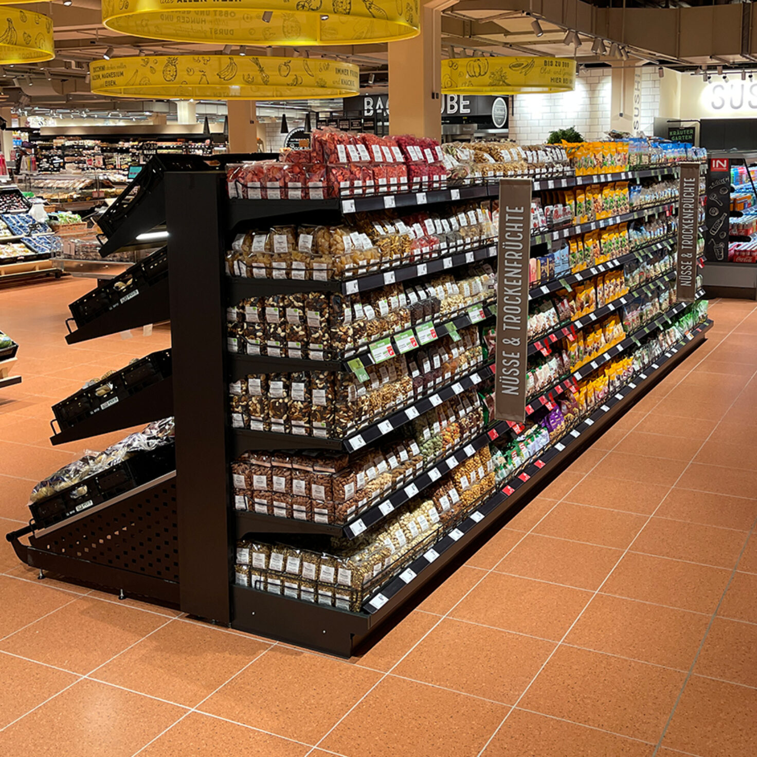 Interspar Graz Nussregal
