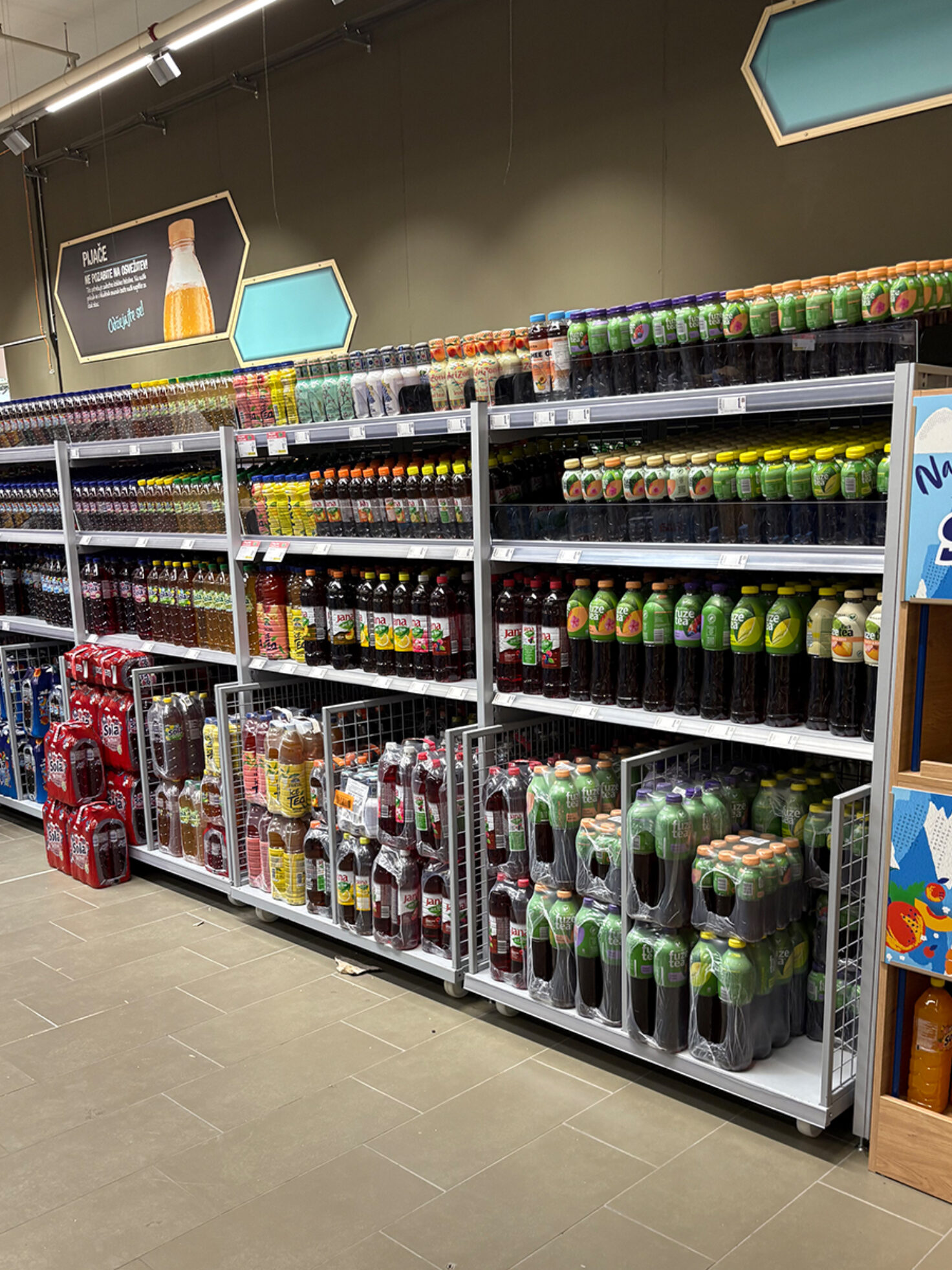 Interspar Ljubljana Regal Getränke